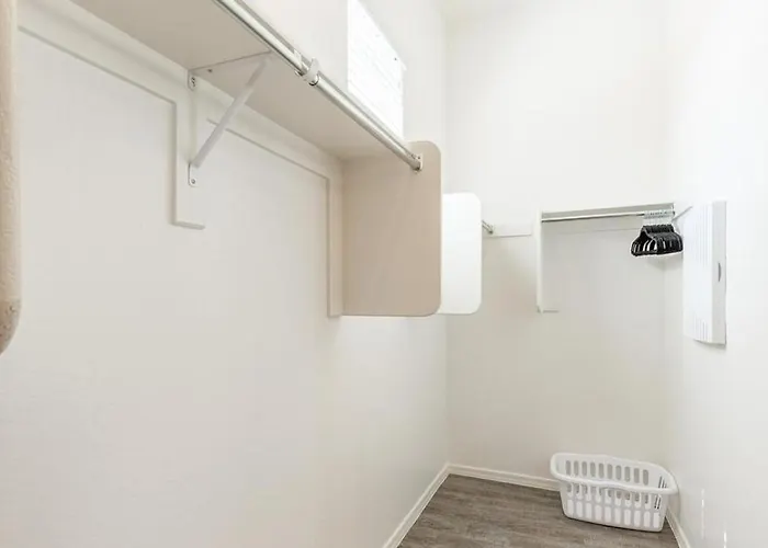 Landing - Modern With Amazing Amenities Apartment Litchfield Park